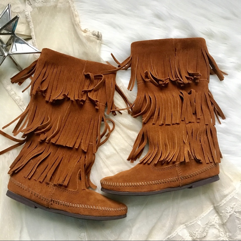 Minnetonka Moccasin Boots